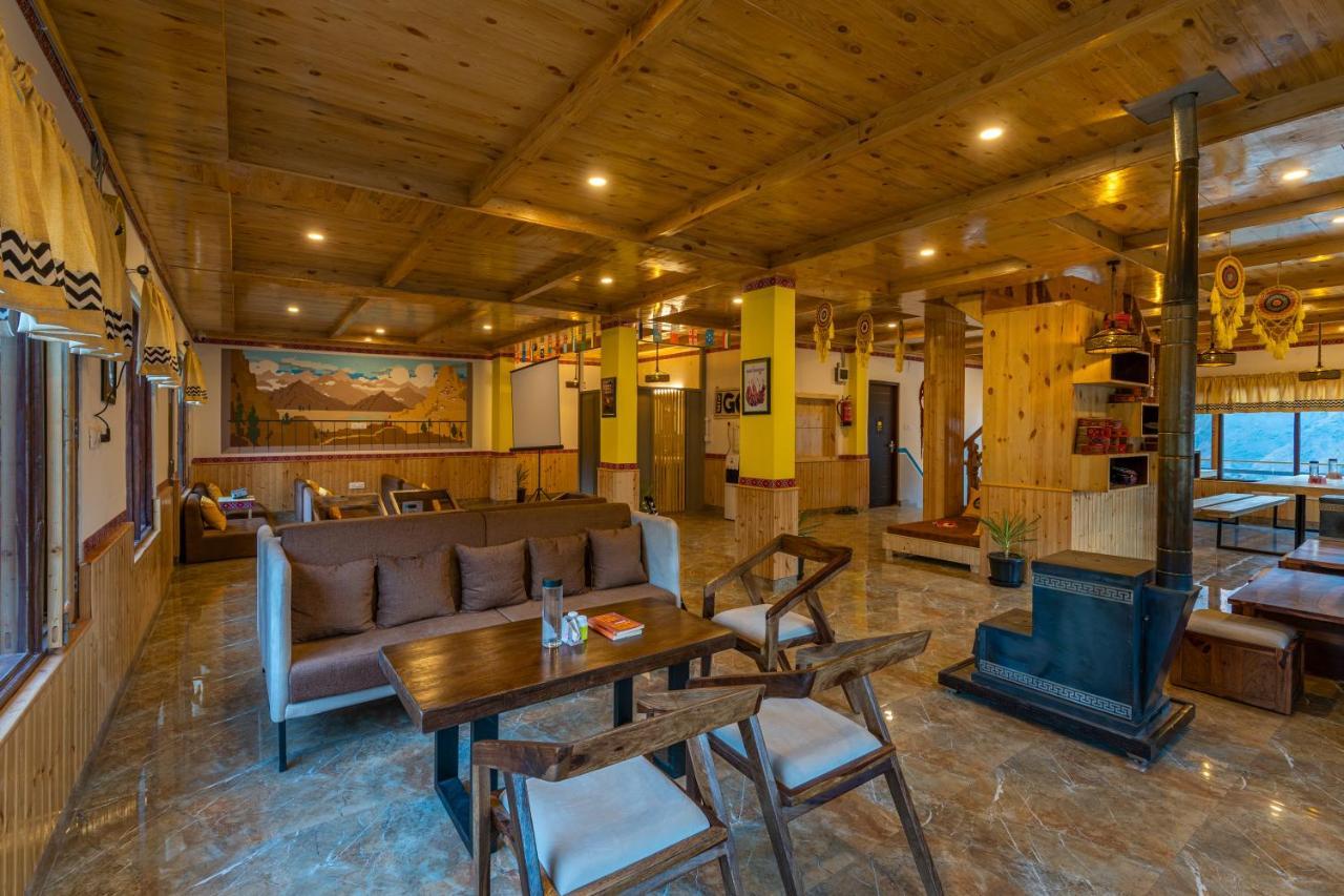 Gushaini The Hosteller Tirthan Valley מראה חיצוני תמונה