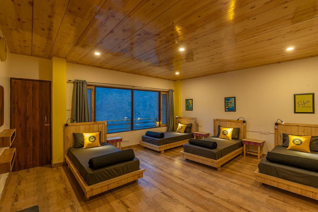 Gushaini The Hosteller Tirthan Valley מראה חיצוני תמונה